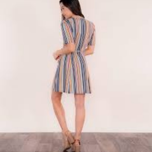 Speechless Jordy Wrap Dress - Picture 2 of 4